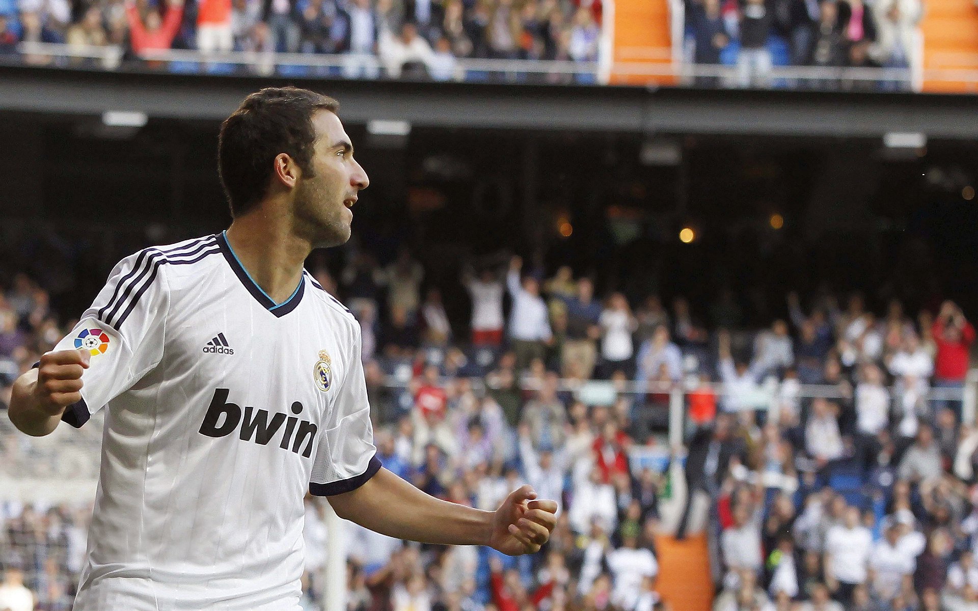 五大联赛是否将传球前的身体预备动作纳入训练重点,传球的五大要素